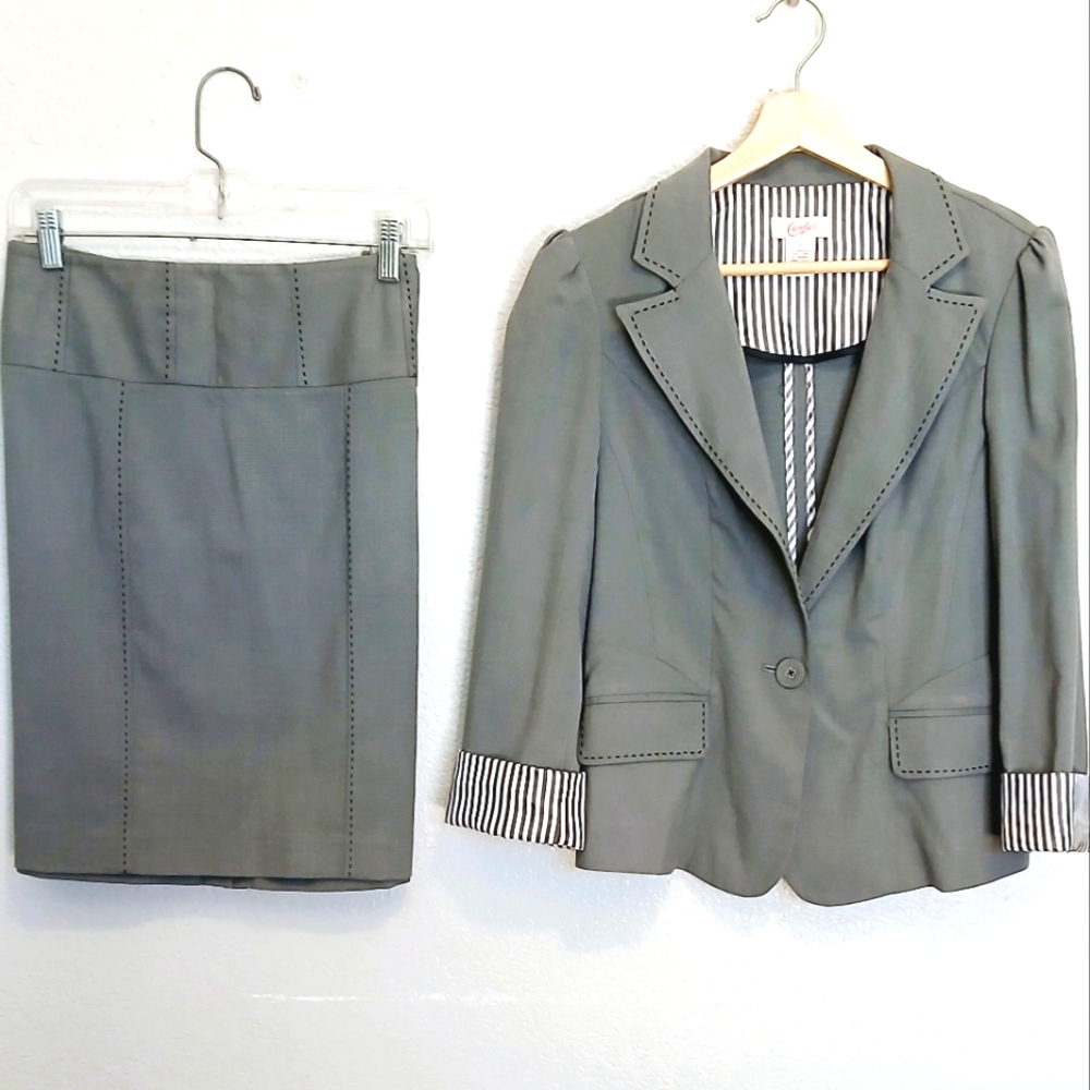 Candie's Gray Skirt Set